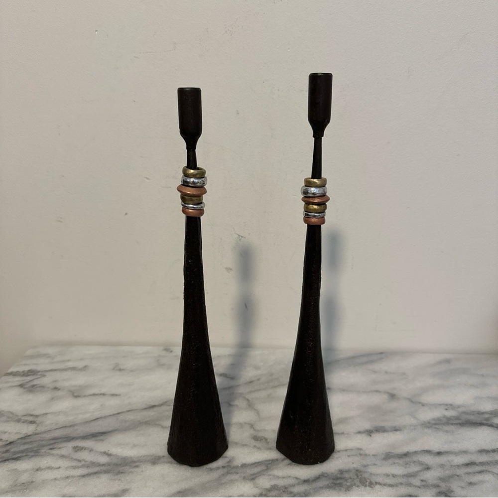 Luis Marques Handmade Modern
Minimalist Style Iron W/ Metal
Rings Candlestick - Picture 6 of 16